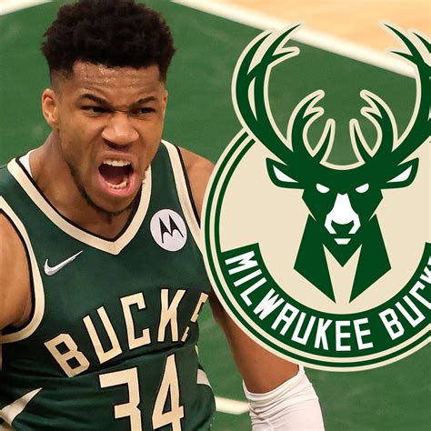 Giannis Antetokounmpo, Milwaukee Bucks, PF .